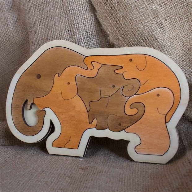 Puzzle Educativ Din Lemn, Gravat Elefantica Si Copiii Ei