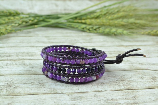 Bratara wrap cu snur de piele si agate ''Violet Crush''