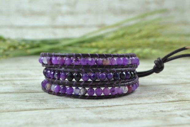 Bratara wrap cu snur de piele si agate ''Violet Crush''
