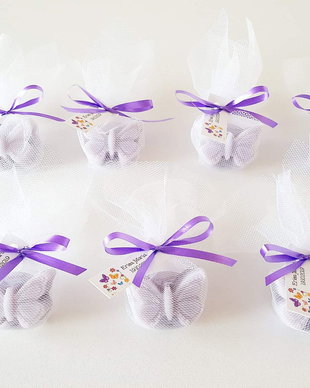 Marturii - mini sapun natural cu galbenele, unt de shea si lavanda