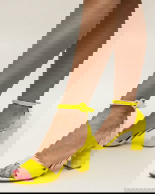 Sandale Chantel Galbene