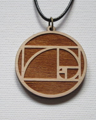 Medalion lemn Spirala lui Fibonacci