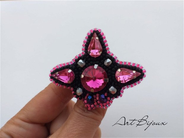 Broșă elegantă din cristale Roz neon 5,5-4,5 cm
