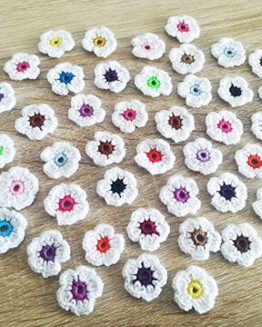Floricele crosetate manual