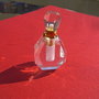 Sticluta din cristal de stanca pentru parfum sau ulei esential aprox 14x20x26 mm - 38 mm (cu capacelul)