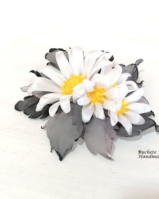 Brose margarete /Flori margarete din textil
