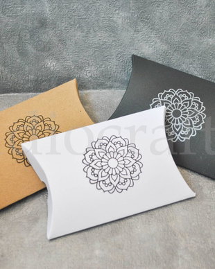 Cutiuta pillow mandala