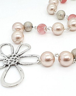 Colier perle swarovski cu pandantiv zamac
