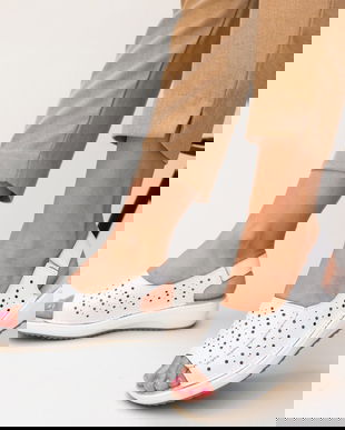 Platforme Lindone Albe