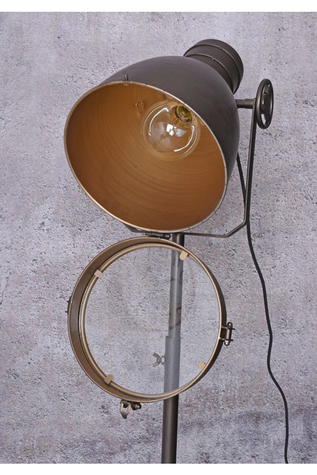 Lampa industriala de podea cu un bec Edison