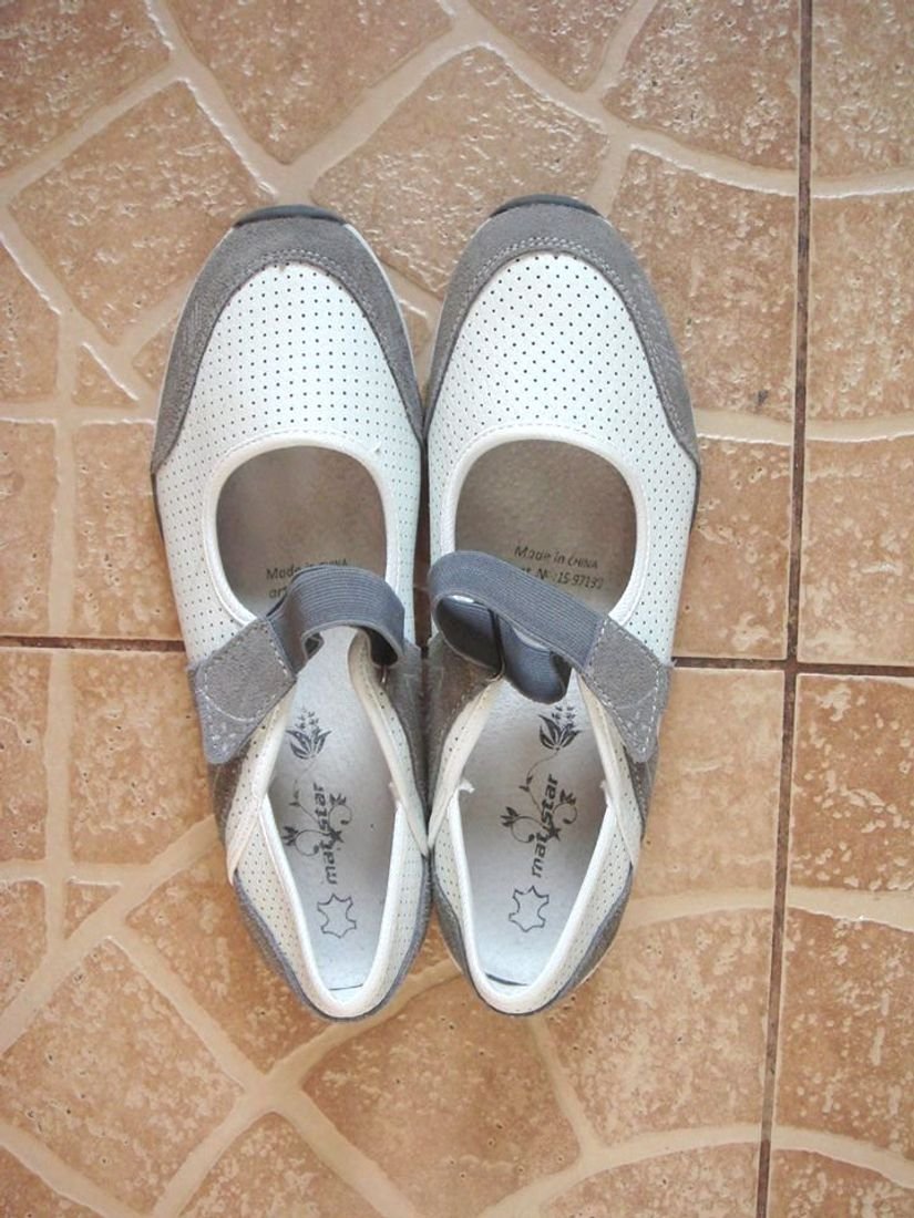 LICHIDARE DE STOC - Pantofi sport, din piele naturala