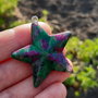 Pandant ruby in fuchsite