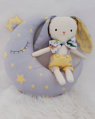 Iepuraș baietel cu perna luna