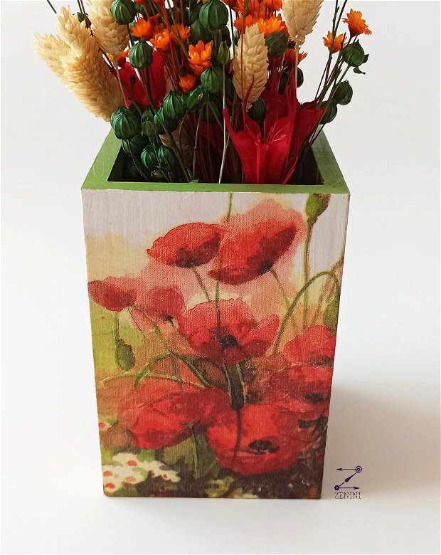 Vaza cu maci, suport creioane maci, vaza lemn maci, decoratiune maci, vaza flori uscate