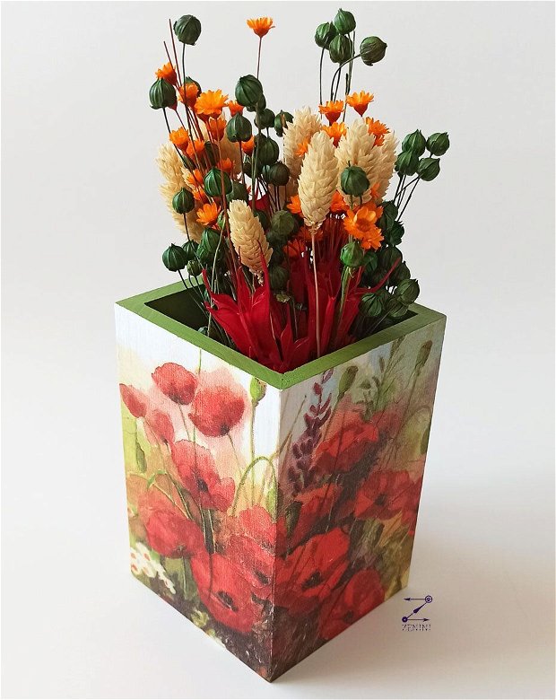 Vaza cu maci, suport creioane maci, vaza lemn maci, decoratiune maci, vaza flori uscate
