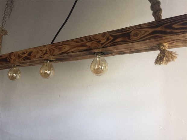 Lampa grinda lemn