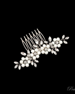Pieptene mireasa handmade cu flori si pietre montee
