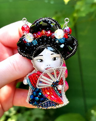 Vandut Broșă Geisha