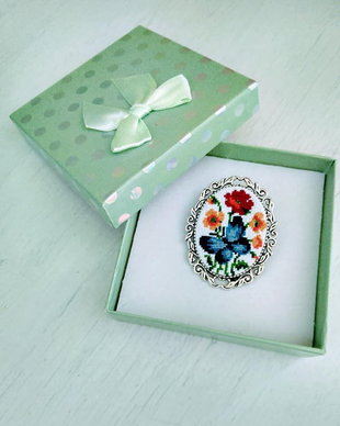 Brosa model floral