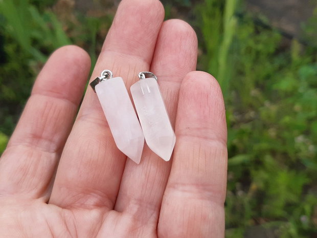 Set rose quartz