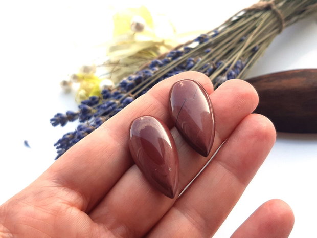 Cabochon mookaite
