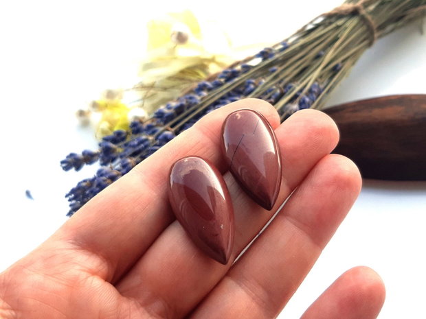 Cabochon mookaite