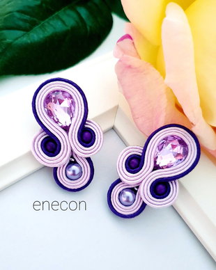 Cercei lila soutache pe lob