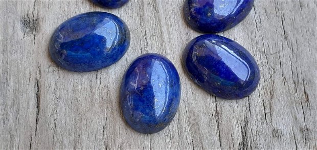 Cabochon lapis lazuli, 16x11-12 mm
