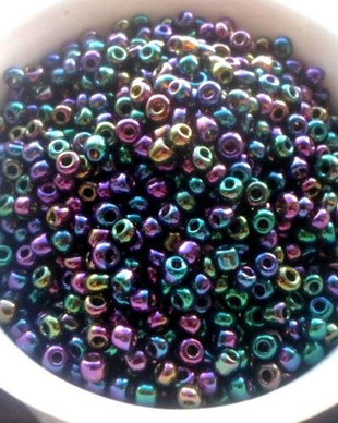 Margele nisip rainbow metalizat 3 mm 30 g.