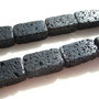 Paralelipiped cu colturile rotunjite din lava neagra aprox 8x12x22.5 mm
