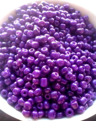 Margele nisip mov intens inchis mat 3 mm 50 g.