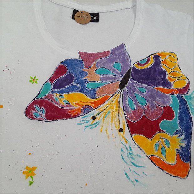 Tricou dama pictat manual cu fluturi foarte colorati