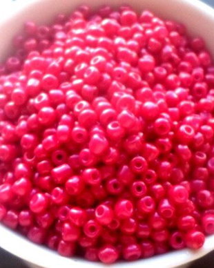 Margele nisip rosu fumuriu intens 3 mm 30 g.