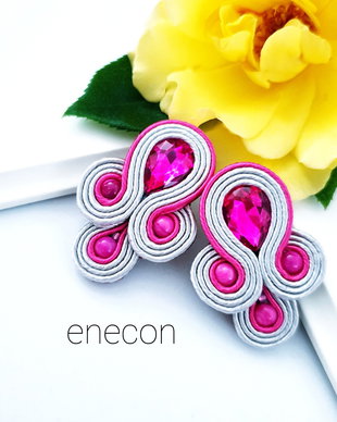 Cercei pe lob fucsia, cercei soutache