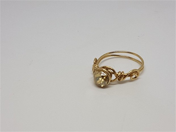Inel din aur filat ,inel cu swarovski,inel handmade.