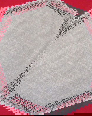 Mileu rustic cu dantela