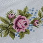 2 broderii cruciulite