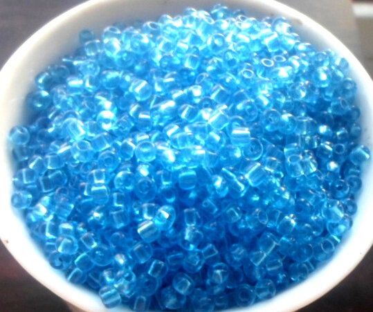 Margele nisip blue transparent 3 mm 100 g.