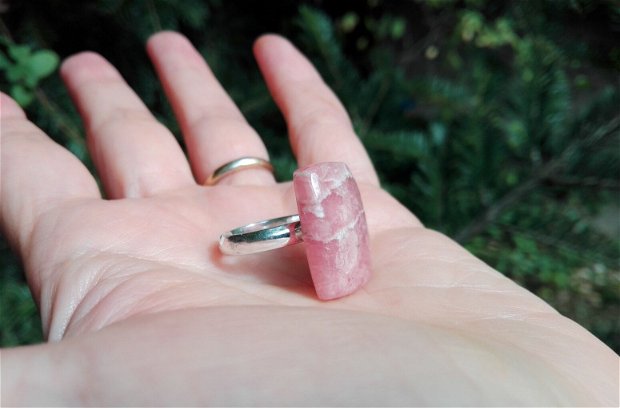 Inel Rodocrozit si Argint 925 - IN816 - Inel pietre semipretioase, inel roz, inel reglabil, inel dreptunghiular, cadou romantic, cristale vindecatoare