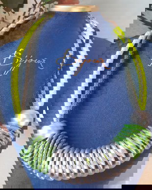 COLIER  C.A.R.O MODEL DEOSEBIT,SPECTACULOS