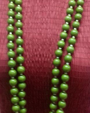 colier verde