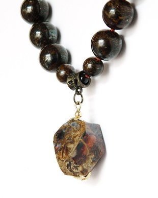 Bronzite REZERVAT (229)