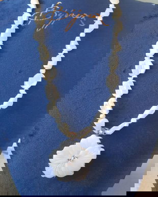 SPLENDID COLIER SIDEF NATURAL CU MEDALION FLOARE CRISTAL CENTRAL