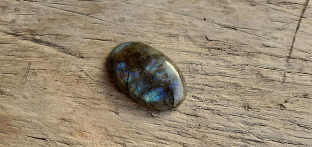 Cabochon labradorit, 36x23 mm