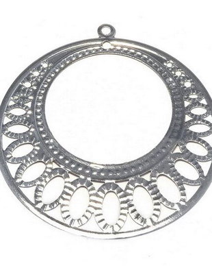 Pandantiv metalic filigranat, platina, 48 mm