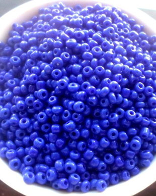 Margele nisip albastru 2 mm 50 g.