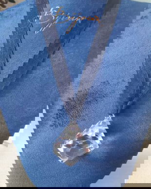 SUPERB PANDANTIV VINTAGE CRISTAL MASIV FATETAT