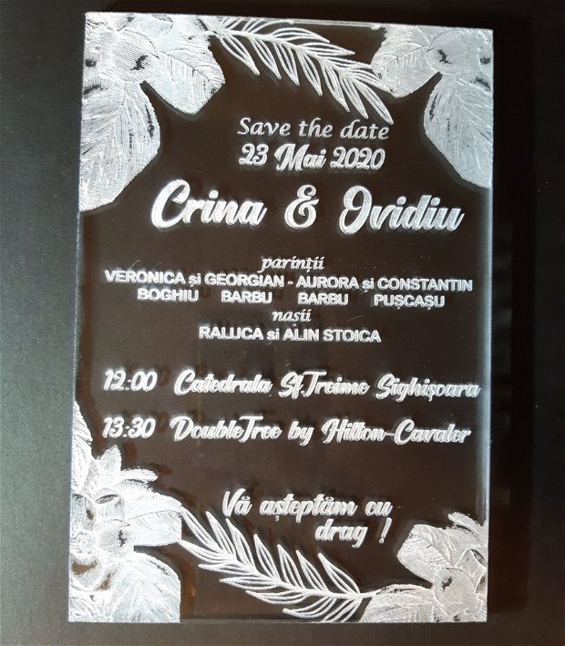 Invitatie pe plexiglas pentru nunta