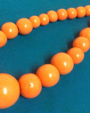 colier orange