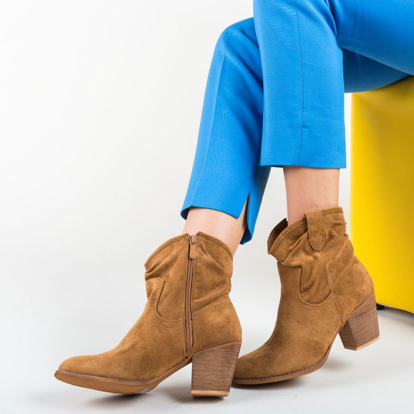 Botine Petty Camel